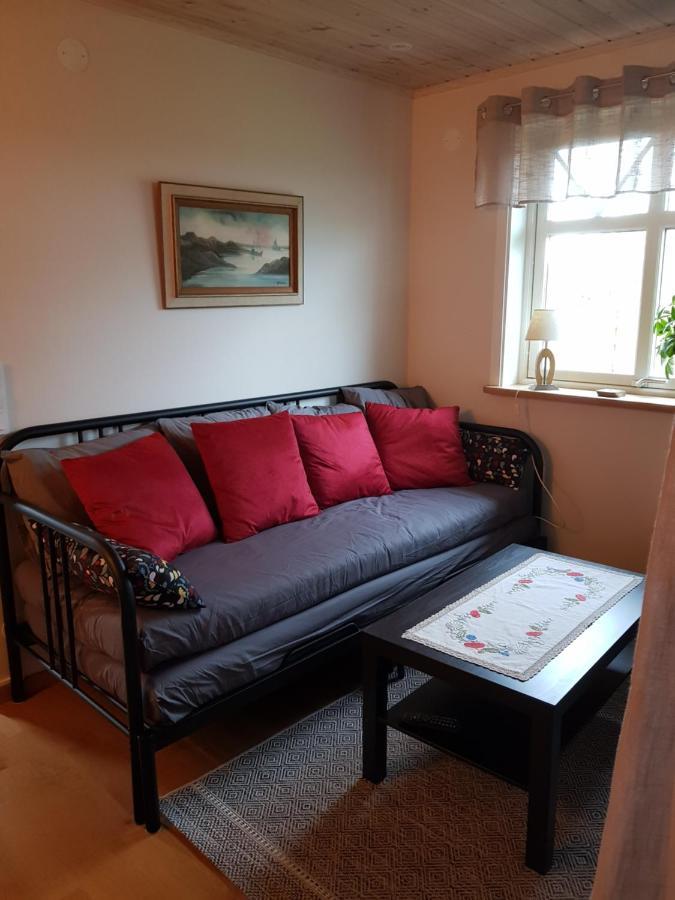 Stuga I Gamla-Koepstad Traslovslage Extérieur photo